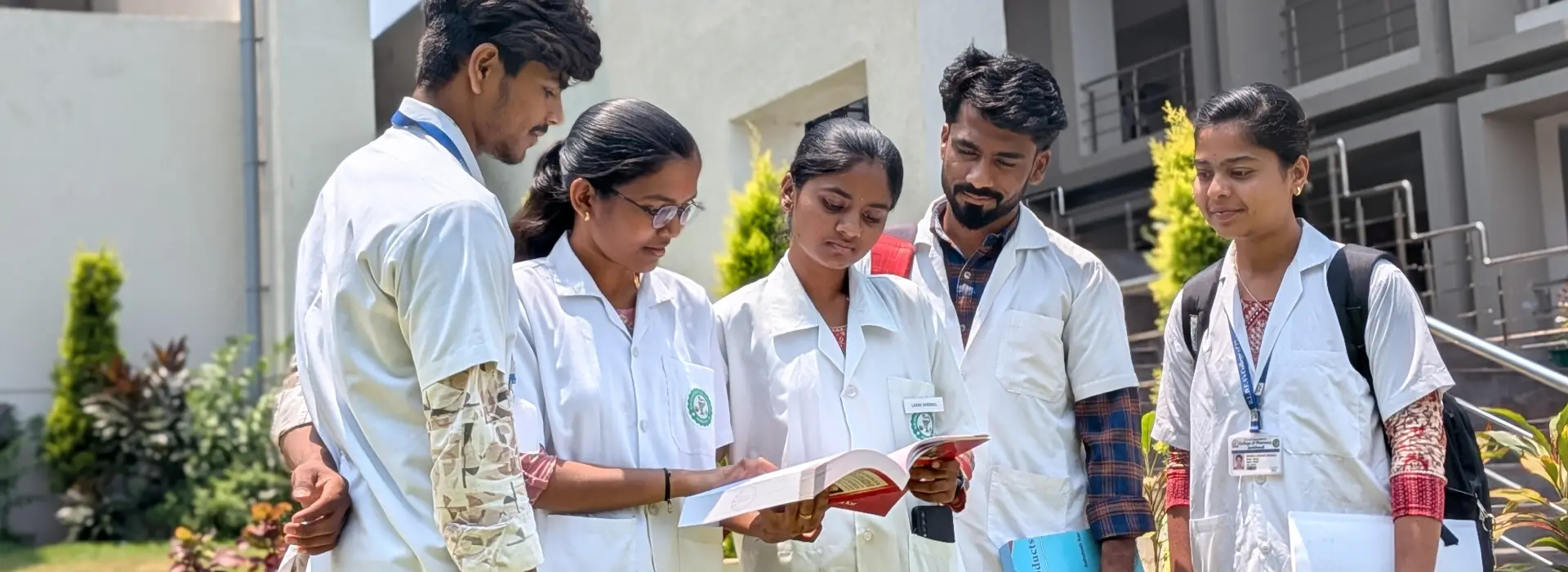 BLDEAs College of Pharmacy, Jamkhandi-Students-in-Campus